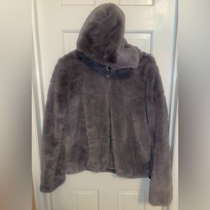 Christian Siriano - Womens Medium Gray Coat.. super soft..